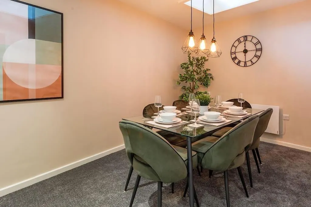 Stylish Duplex 5 Min From Centre Apartment Newcastle upon Tyne