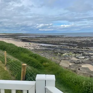  Holiday home Amazing Holiday With Sea Views